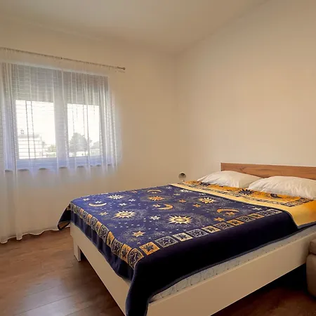 Coastal Family Escape In Turanj, Croatia * Turanj