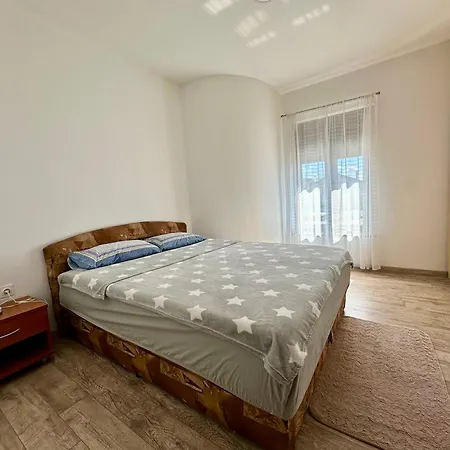 Coastal Family Escape In Turanj, Croatia Apartment *