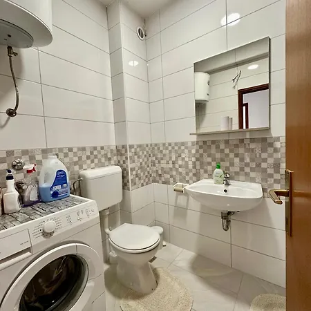 Apartment Coastal Family Escape In Turanj, Croatia *