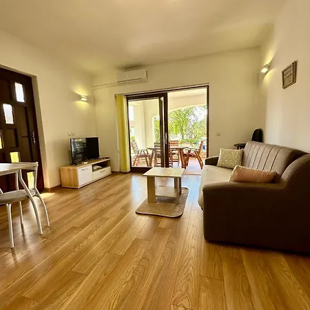 Lejlighed Coastal Family Escape In Turanj, Croatia *