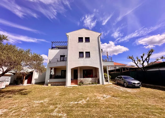 Coastal Family Escape In Turanj, Croatia Appartamento Turanj