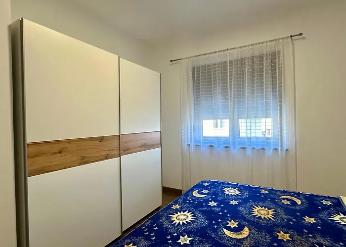 Coastal Family Escape In Turanj, Croatia * Turanj